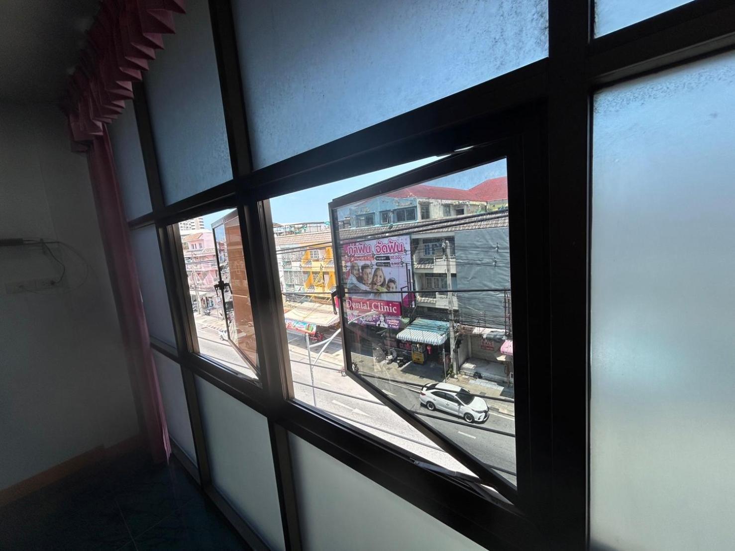 Coffeeandbeer Pansiyon Pattaya Dış mekan fotoğraf