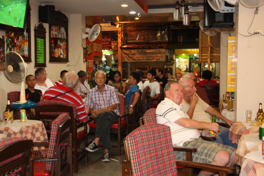 Coffeeandbeer Pansiyon Pattaya Oda fotoğraf