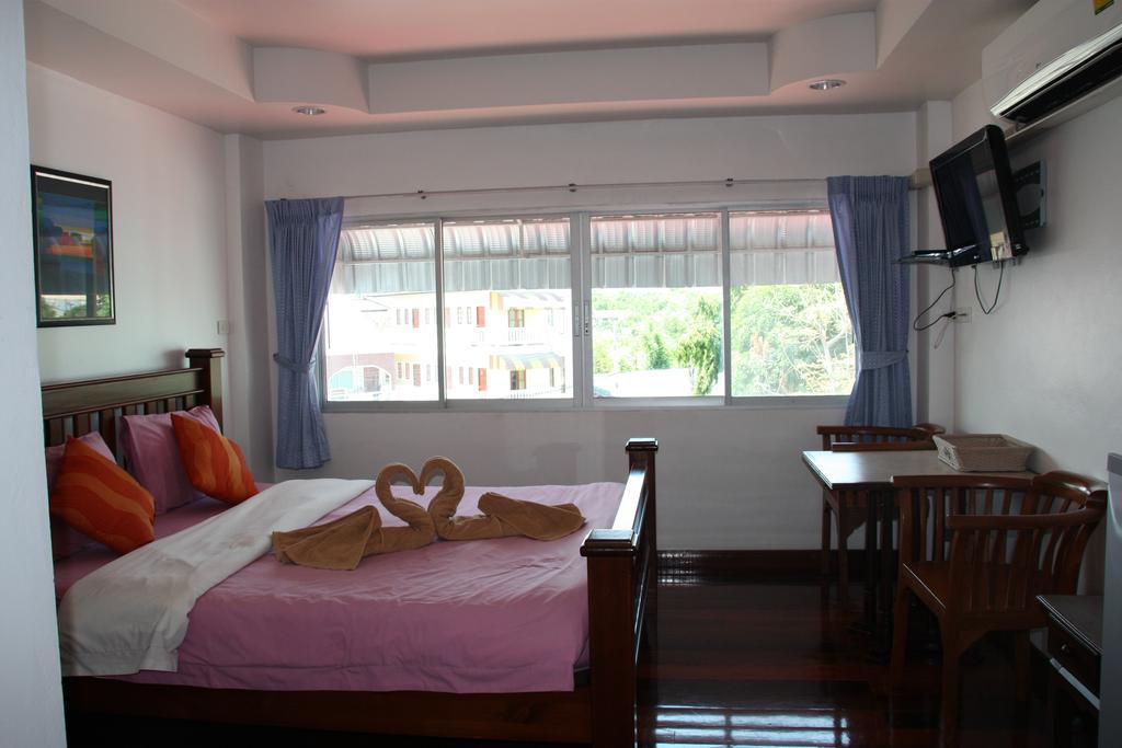 Coffeeandbeer Pansiyon Pattaya Oda fotoğraf